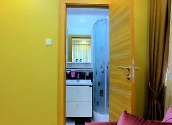 Eyfel Hotel 3*