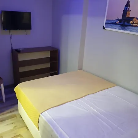 Eyfel Hotel